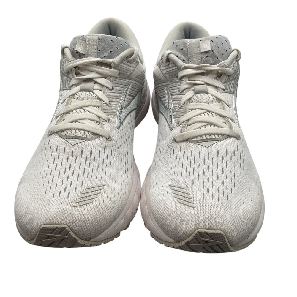 Brooks White Athletic Shoes